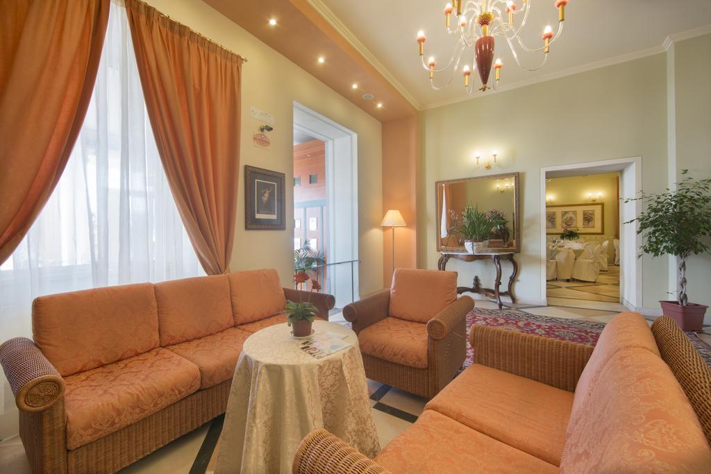 Hotel Belvedere Verbania Exteriör bild